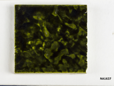 Square tile