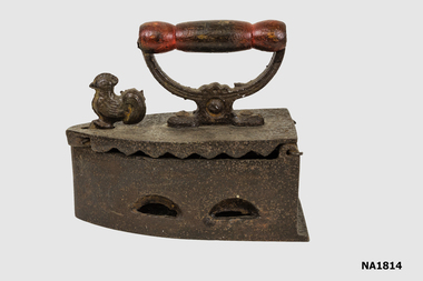 Box iron