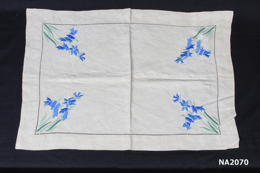 Cream lnen tray cloth