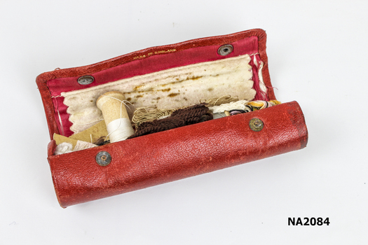 Round red leather sewing kit 