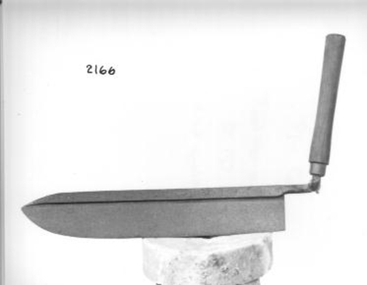 Wide large metal shaft w