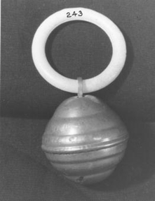 Metal rattle 