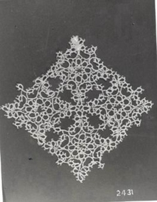 Four square medallions 