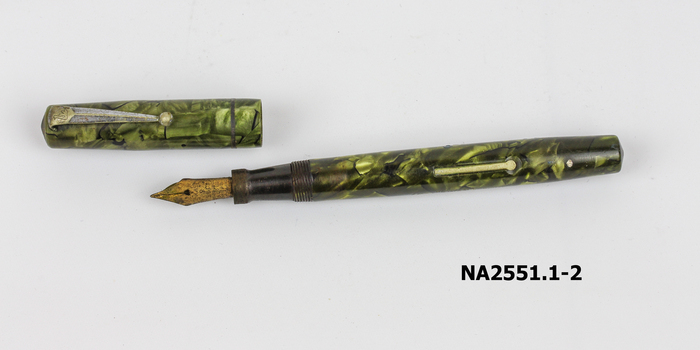 Bakelite mottled green fountain pen.