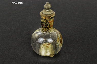 Small bottle with metal stopper - 