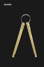 Tongs for washing