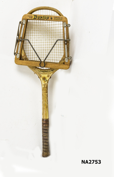 Tennis racquet