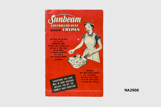 Slim rectangular booklet with red cover focusing on cooking with an automatic (electric) frypan.