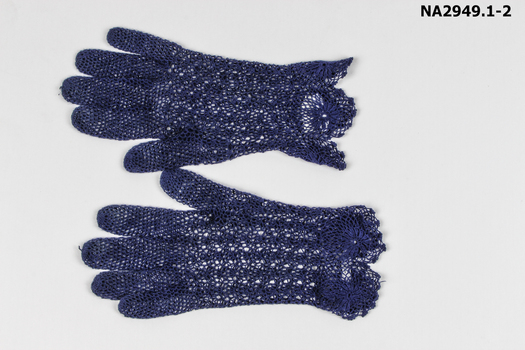 Ladies navy crocheted cotton gloves.