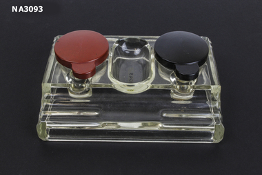 Functional object - Pen and Ink Stand