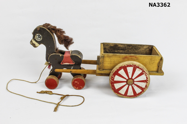 Leisure object - Toy horse & cart