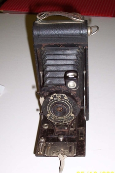 Kodak No. 1A Pocket Kodak black folding bellows camera.