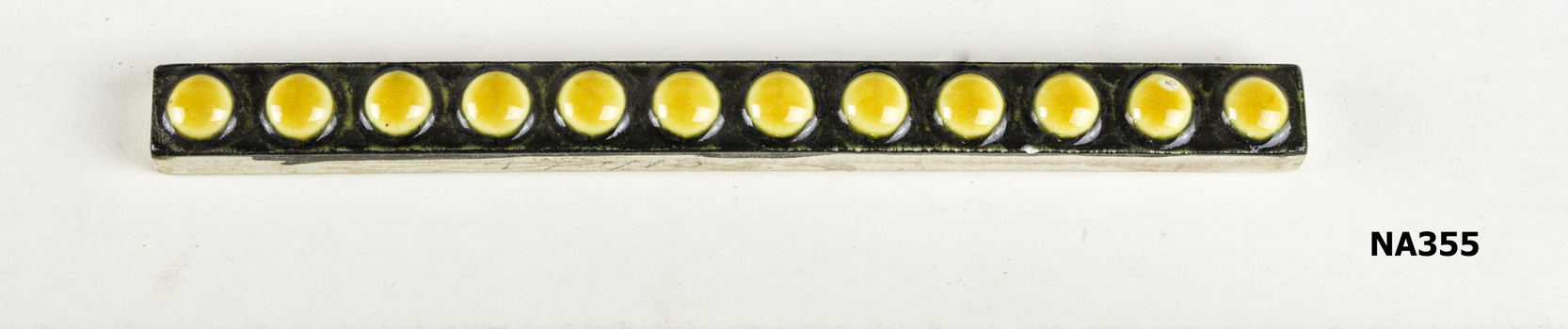 Border tile