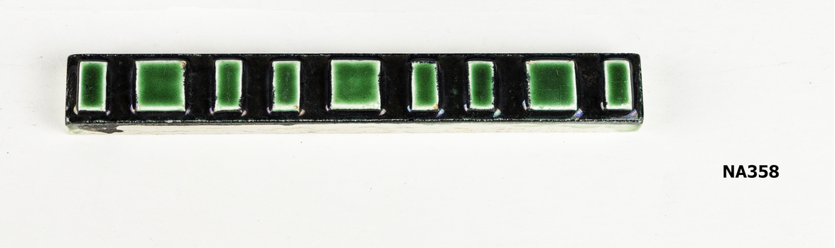 Border tile