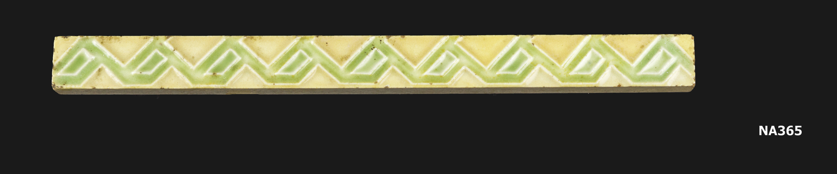 Border tile
