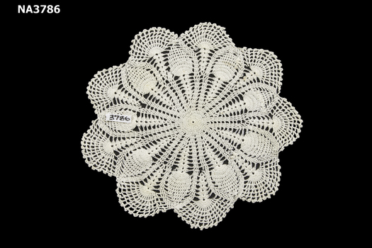 Cream cotton doyley. 
