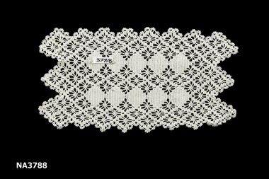 Cream cotton crochet rectangle doyley