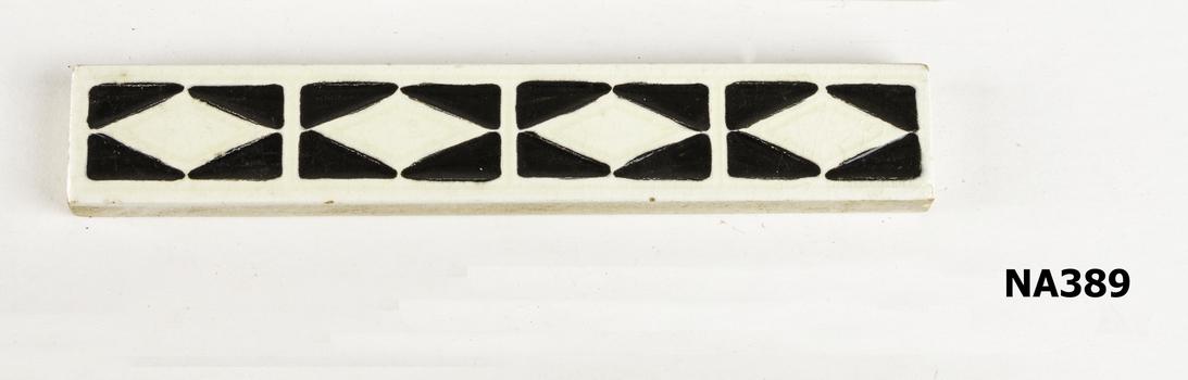 Border tile