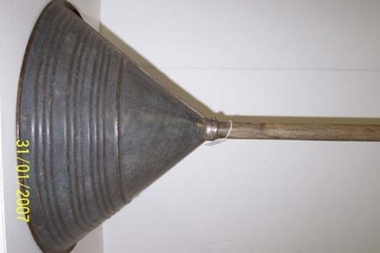 Galvanised cone on the end of 25cm stick