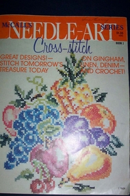 McCall's Needle-Art Series Cross-stitch (Book 1): unknown author:  : Books