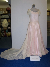Clothing - wedding  gown