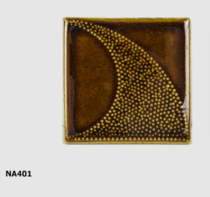 Square tile