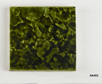 Square tile