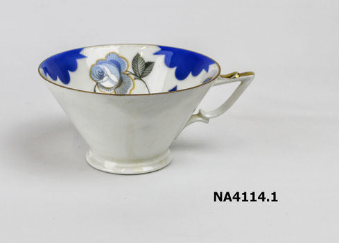 Cup