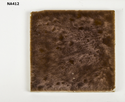 Square tile