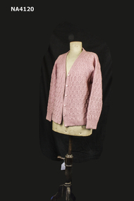 Fancy stitch (chain) Pink wool cardigan.