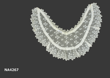 Clothing - Collar Accessory