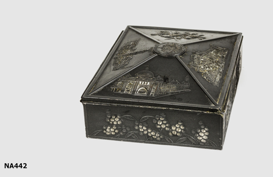 Cigar box
