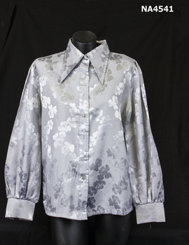 Grey polyester Blouse - long pointed 1970s collar.