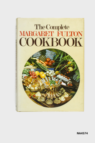Luxurious 'Illustrated Complete Cook Book' by Margaret Fulton.