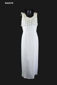 1966 wedding dress of silk, velvet in Winter White colour lined in silk voile. 