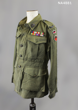 Khaki jacket long sleeves with 4 pockets two above the waist 2 below.
