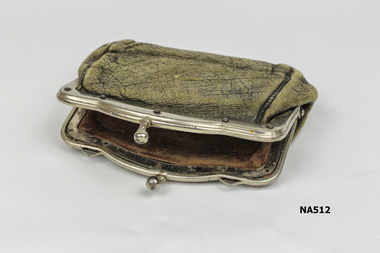Small leather purse - metal binding and clasp