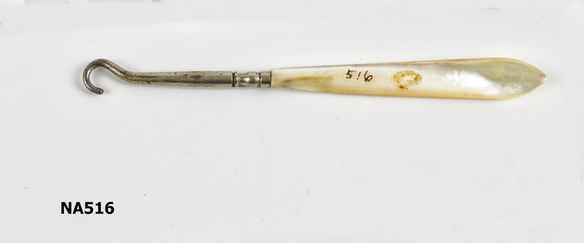 Button hook with pearl handle
