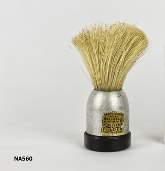 Shaving brush with metal handle