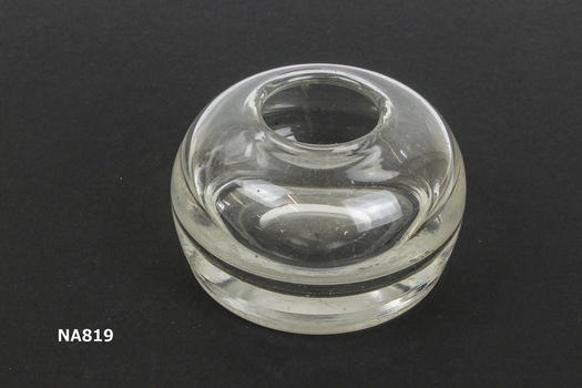 glass ink well