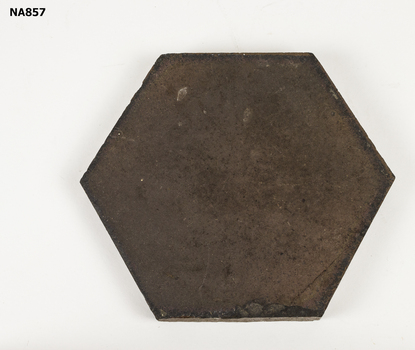 Hexagonal tile