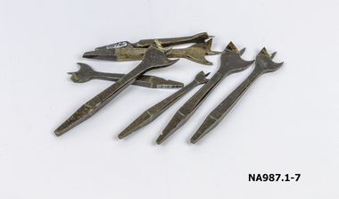 7 metal centre bits