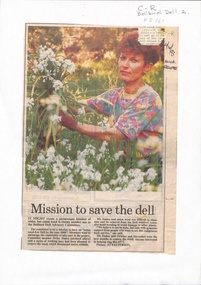 Brief article on a campaign to remove onion weed from Bellbird Dell.