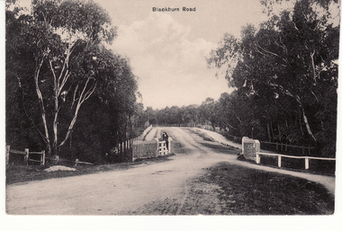 Postcard - Black and white postcard, Blackburn Road Bridge in Blackburn. Circa 1908, C.1914