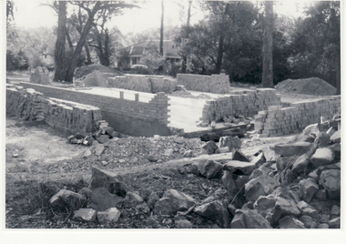Photograph, Nunawading Historical Society's Museum, 1/04/1976 12:00:00 AM