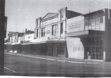 Strip photo of South Parade and Gardenia Street Blackburn