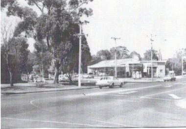 Strip photo of South Parade and Blackburn Road.