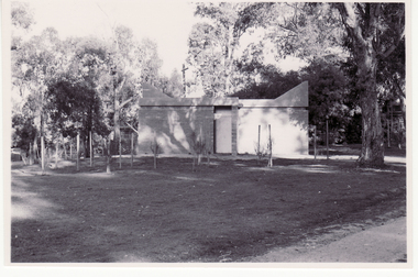Photograph, Schwerkolt Cottage, 1/10/1976 12:00:00 AM