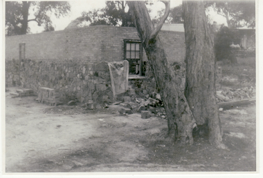 Photograph, Nunawading Historical Society Museum, 1976