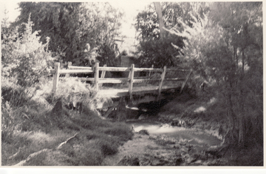 Black and white photo of bridge in Lake Road, Blackburn before 1965